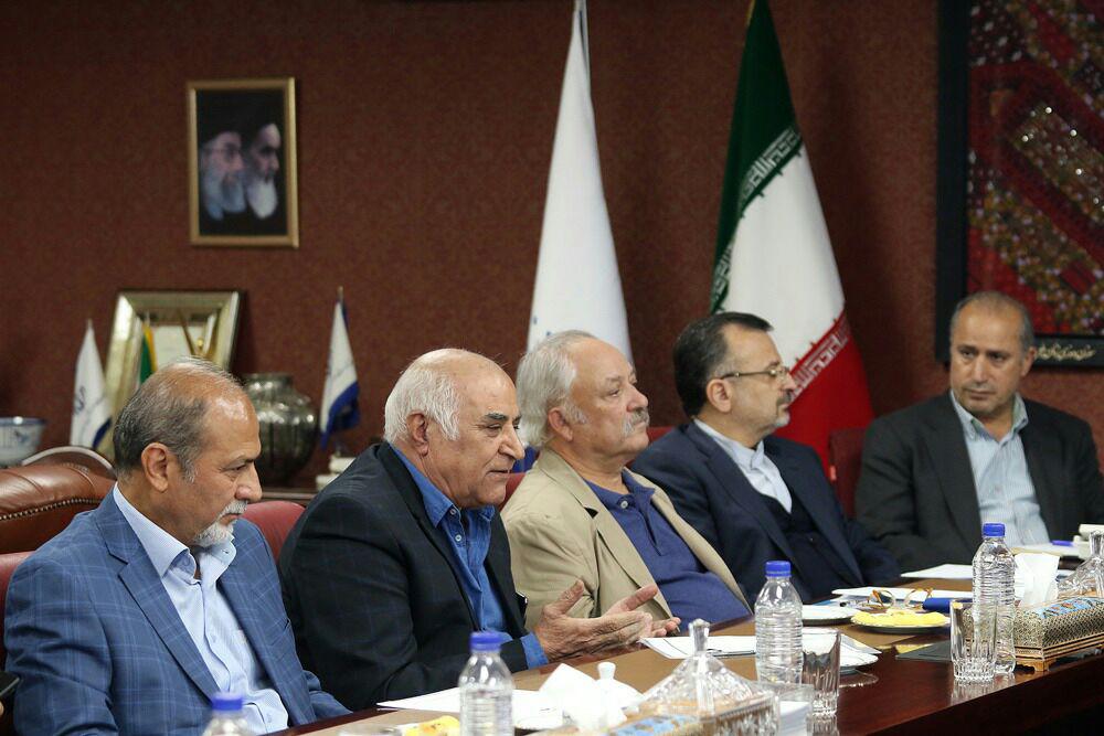 نشست اعضای هیات مدیره کانون مربیان فوتبال ایران با آقای دکتر سلطانی فر در دفتر وزیر مهر ماه 1397