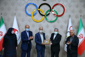 نشست اعضای هیات مدیره کانون مربیان فوتبال ایران با آقای دکتر صالحی امیری